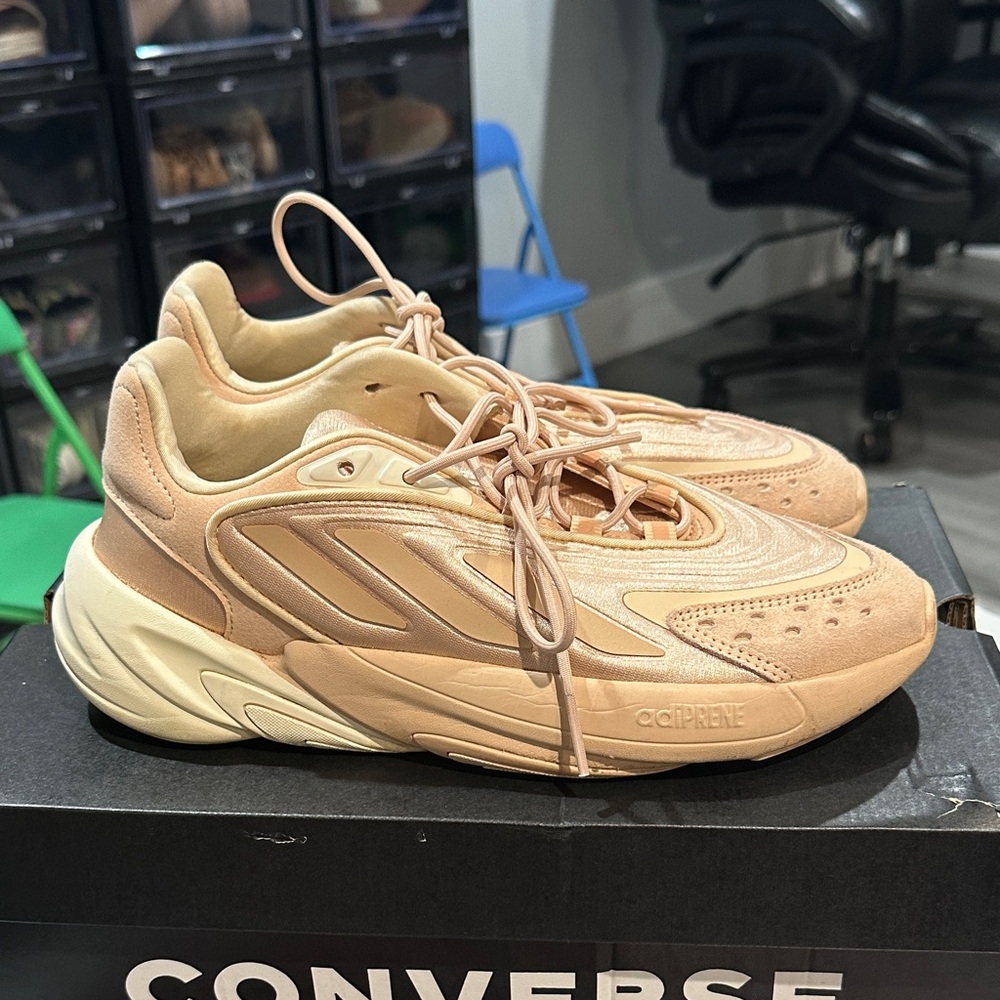 Adidas Mauve  Sneakers